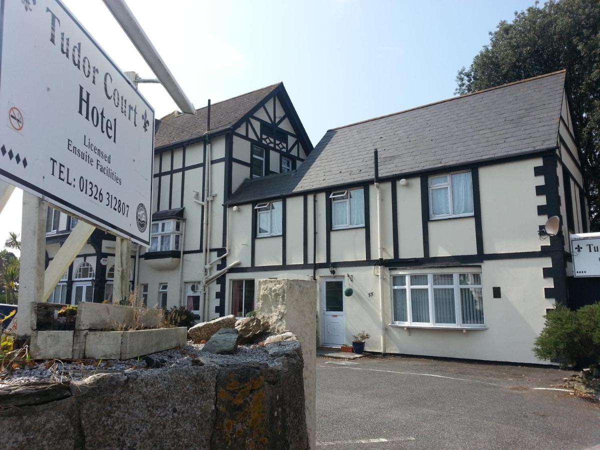 B&B Falmouth - Tudor Court Guest House - Bed and Breakfast Falmouth