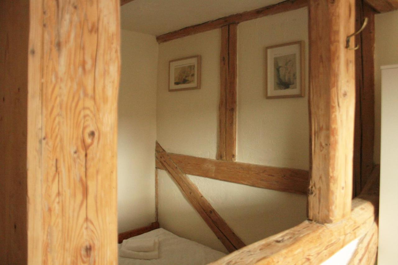 Twin Room with Private Bathroom