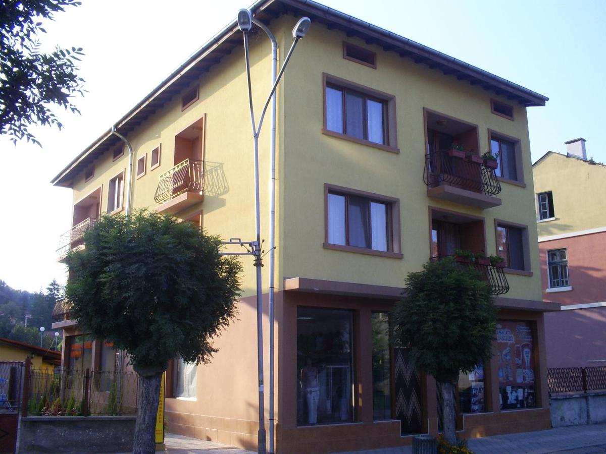 Къща за гости Фантазия - B&B
