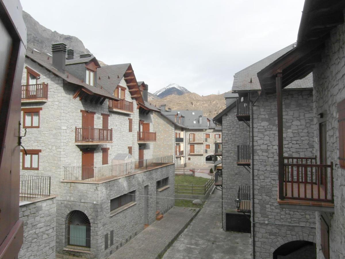 B18 - Edif Perramó - Villmor - Ferienwohnung Benasque