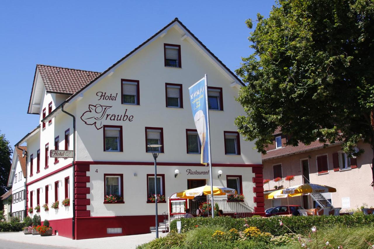 B&B Friedrichshafen - Hotel Garni Traube - Bed and Breakfast Friedrichshafen