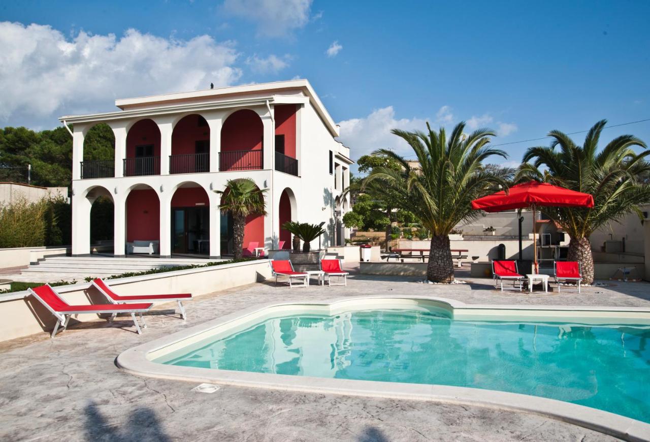 Villa Elena - B&B Camastra