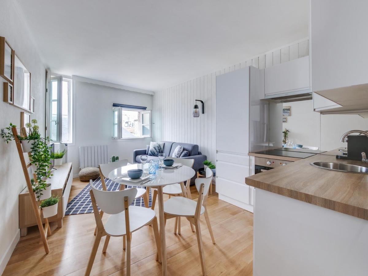 Escale Pamatxi : Vieux port - B&B La Rochelle