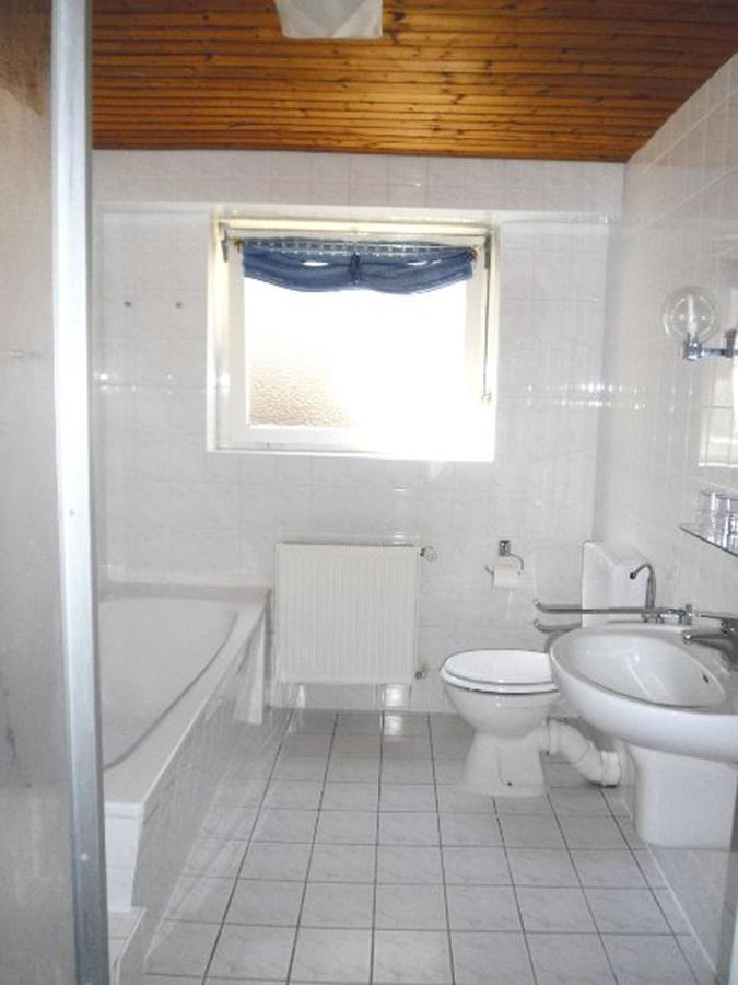 One-Bedroom Apartment with Terrace - 4