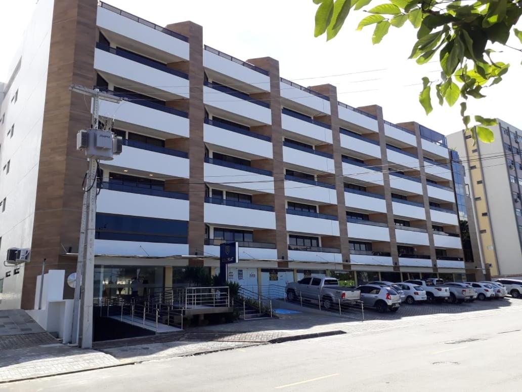 GoldFlat Cabo Branco - Conforto para sua Família - Chambres d'hôtes João Pessoa