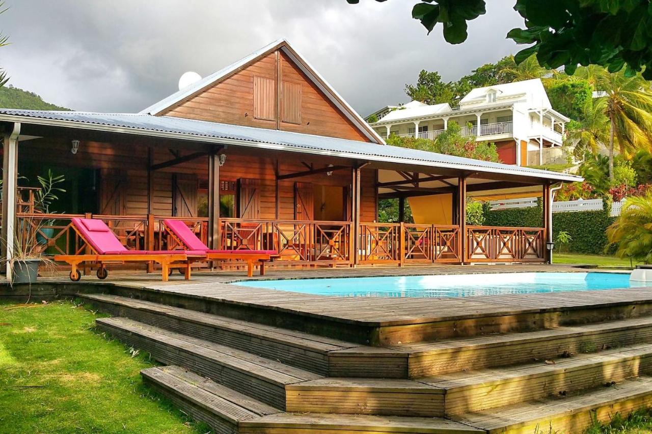 Villa Cannelle. Secteur Fort Royal. - B&B