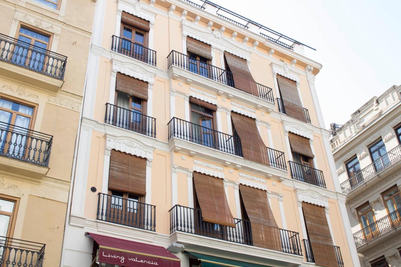 Living Valencia Apartments - Merced - B&B