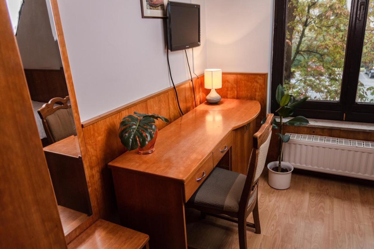 Habitación Individual con aparcamiento