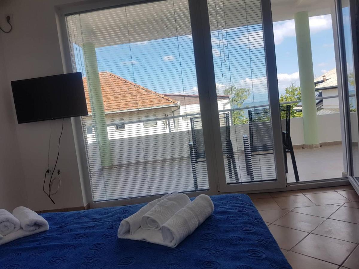 Double Room with Lake View