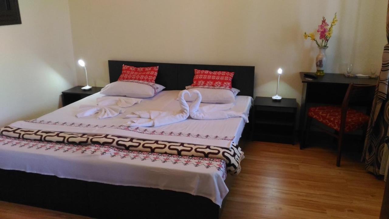 Standaard Tweepersoonskamer met Gedeelde Badkamer
