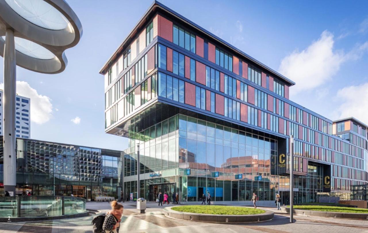 CREATIVE VALLEY NEST – Luxury Rooftop Apartments - B&B