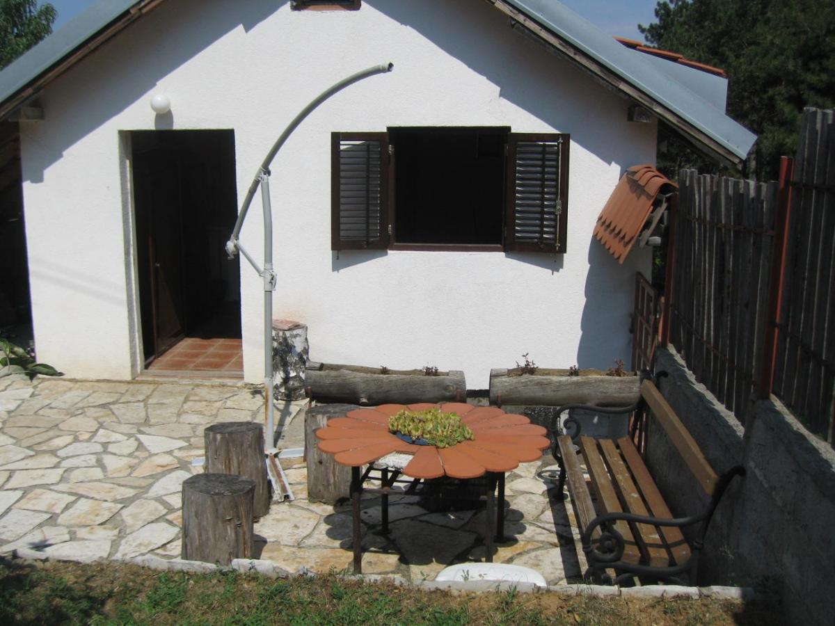 B&B Belgrado - Cosy Cottage on Avala Mountain - Bed and Breakfast Belgrado