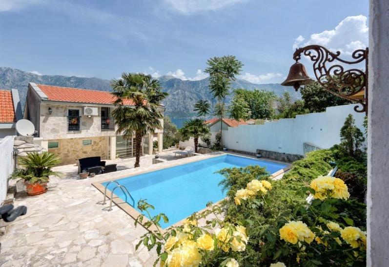 Villa D’Enco Ferrari - Ferienwohnung