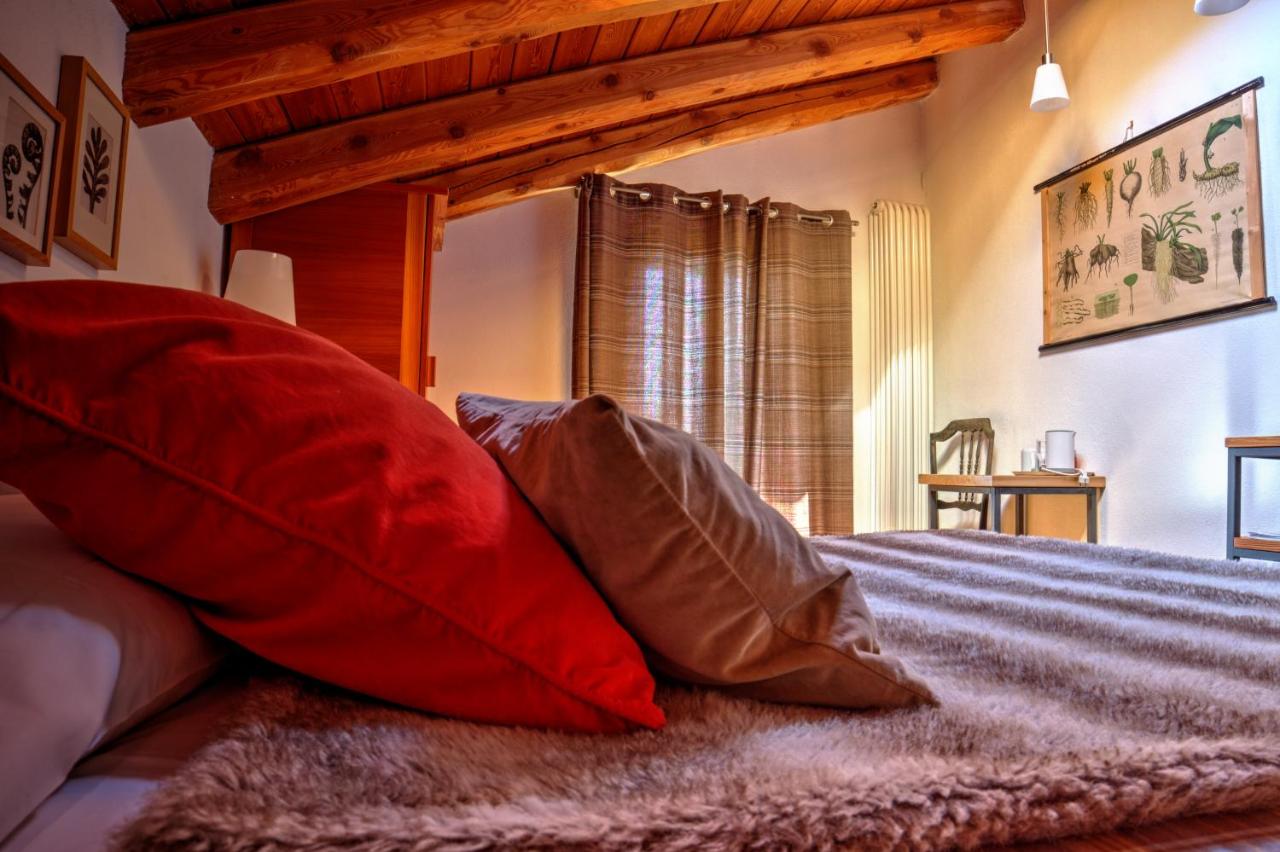 Doppel- oder Zweibettzimmer