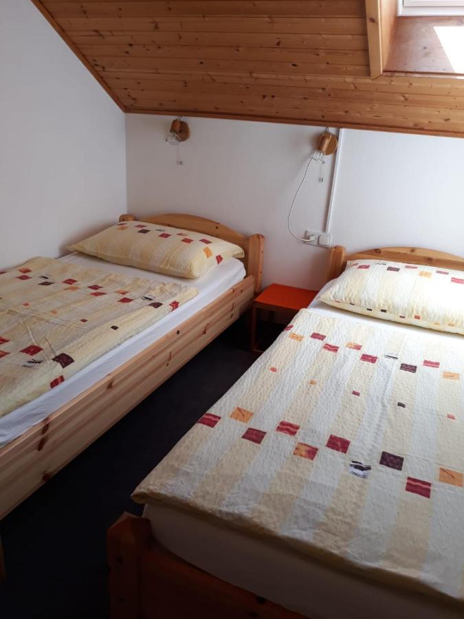 Apartment mit 2 Schlafzimmern und Balkon