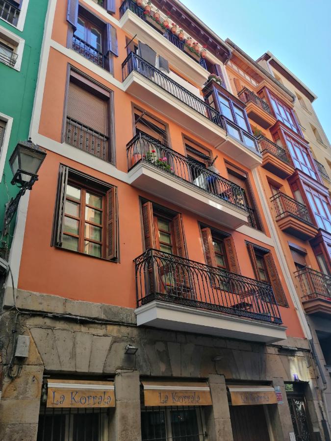 Casco viejo tradición pinchos y gastronomía - B&B Bilbao