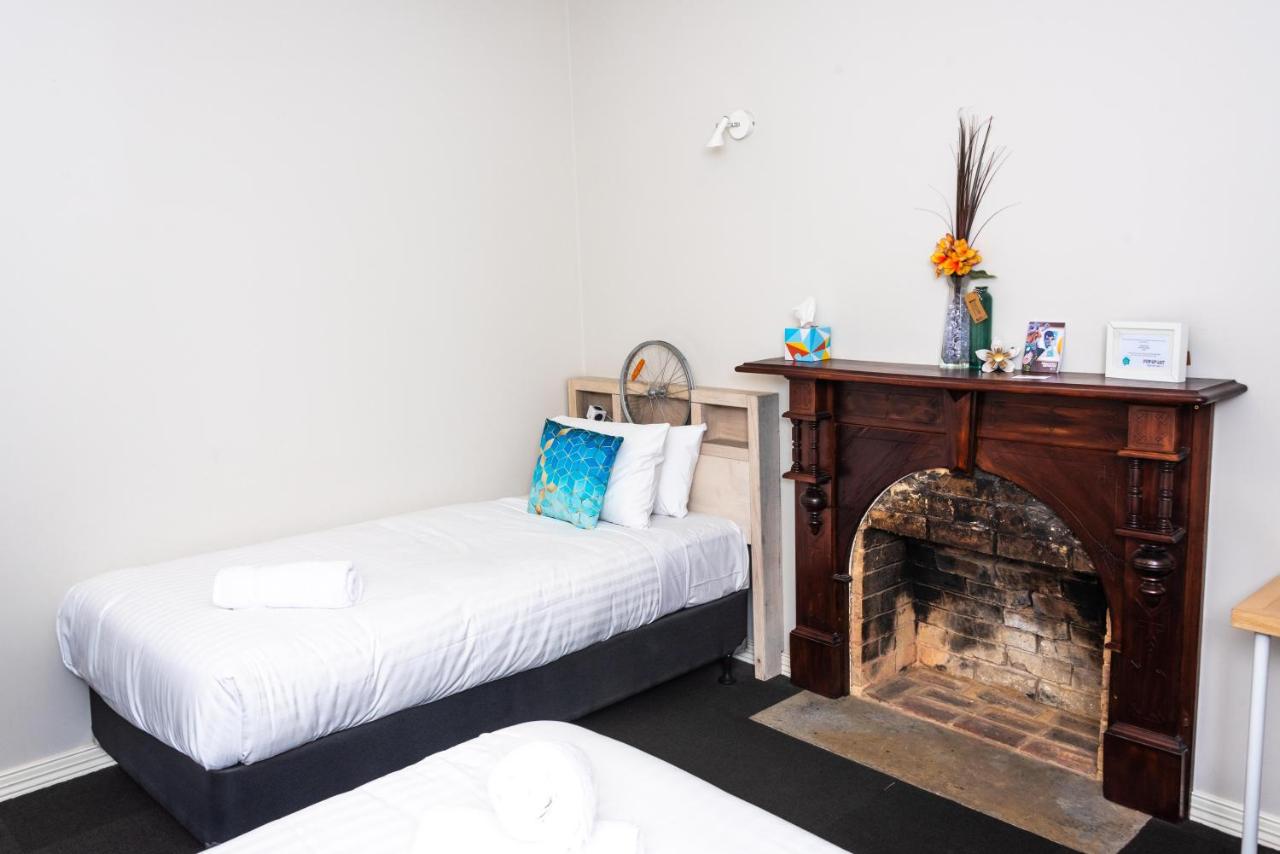 Chambre Double ou Lits Jumeaux avec Lit d'Appoint