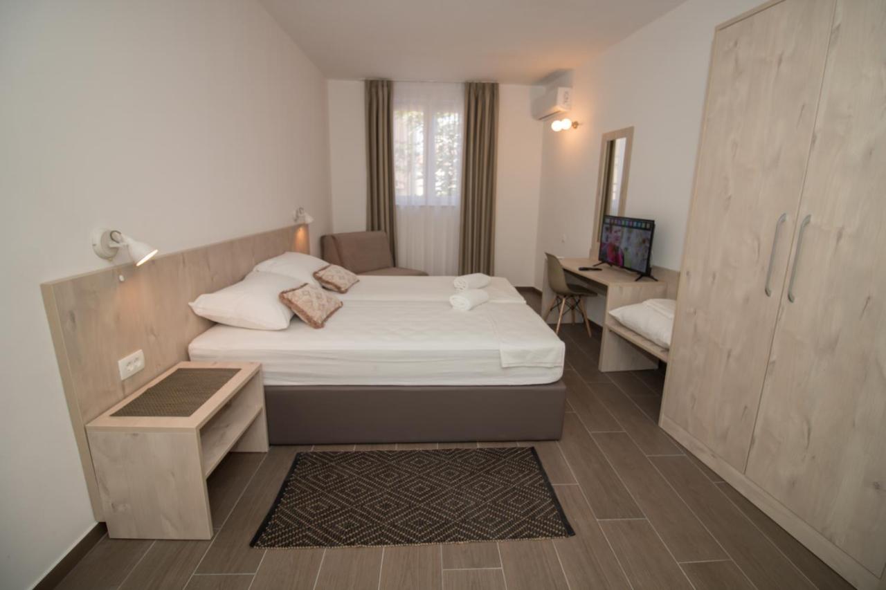 Ninas Apartments - B&B Mostar