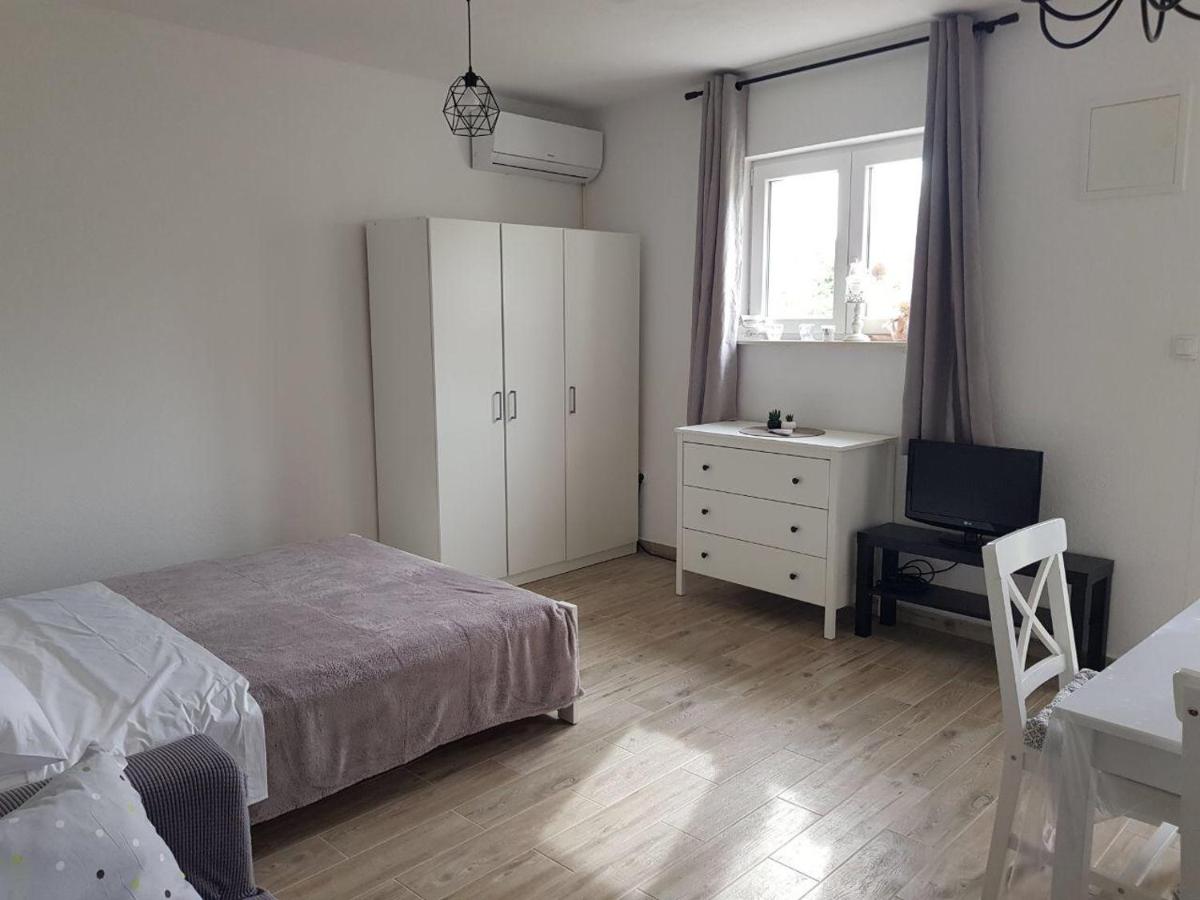 Judita - B&B Jezera