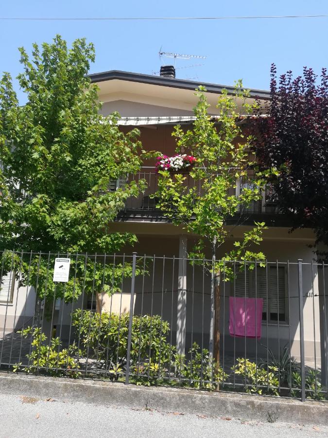 Verdelago Home, two double bedroom & parking - B&B Desenzano del Garda