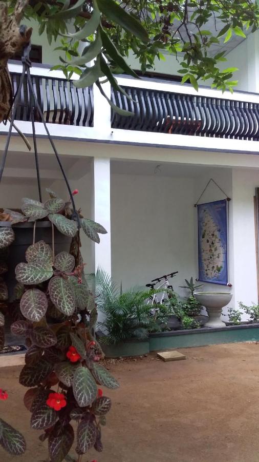 SanjeeHome & Lanka Ayurveda, Bentota - Ferienwohnung Bentota