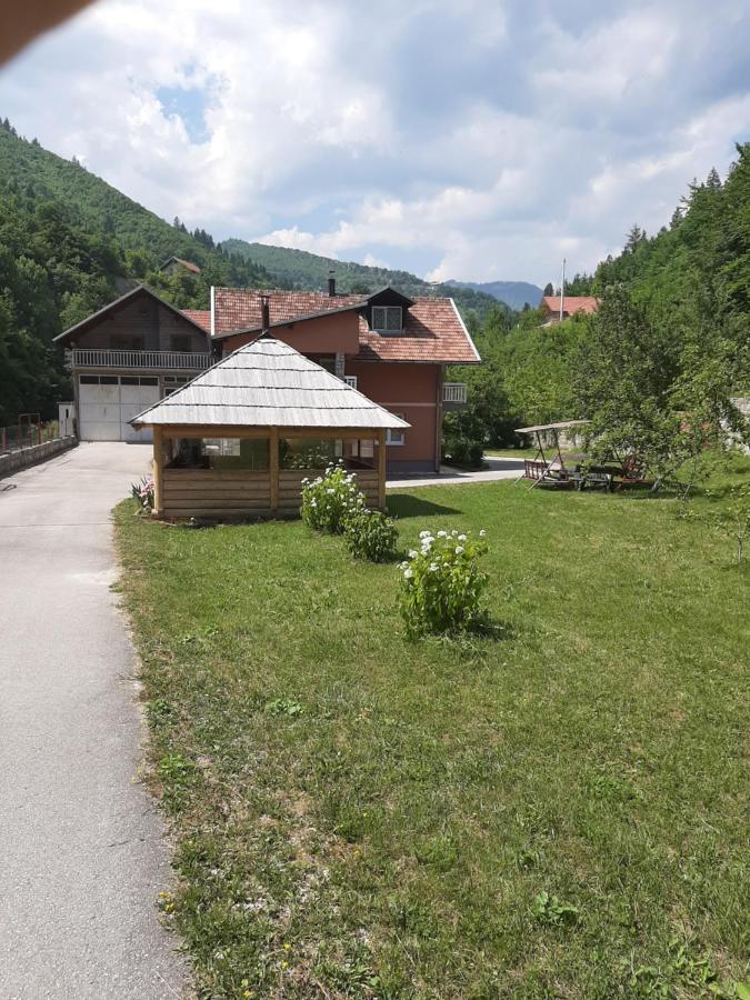 Demmir - B&B Travnik