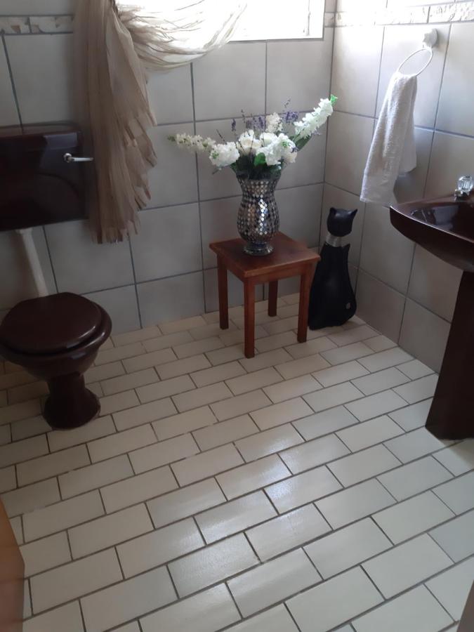 Kamer met Queensize Bed