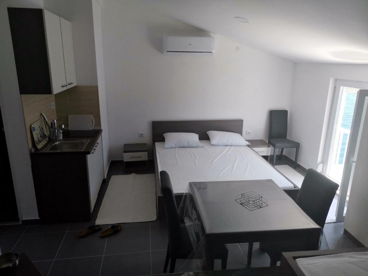 Studio Appartement met Uitzicht op Zee