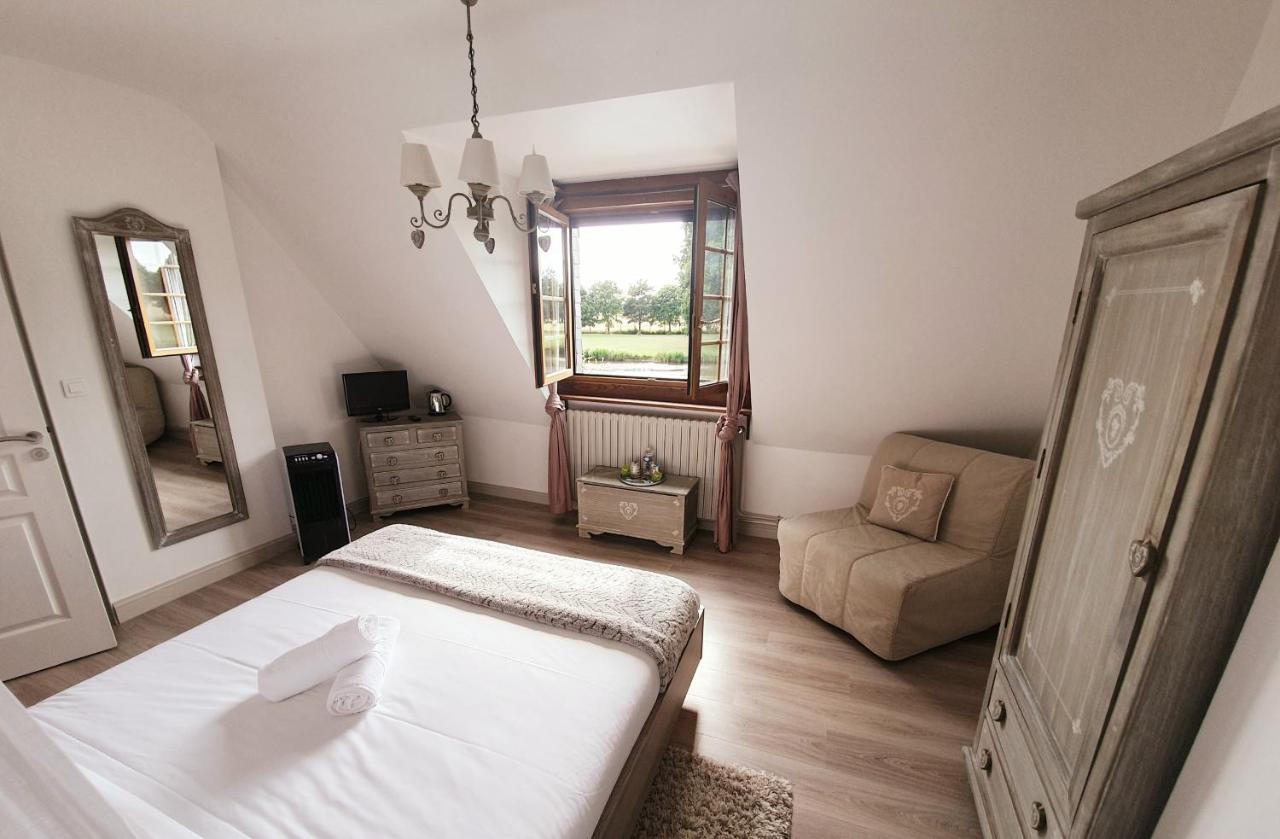 Triple Room with Lake View