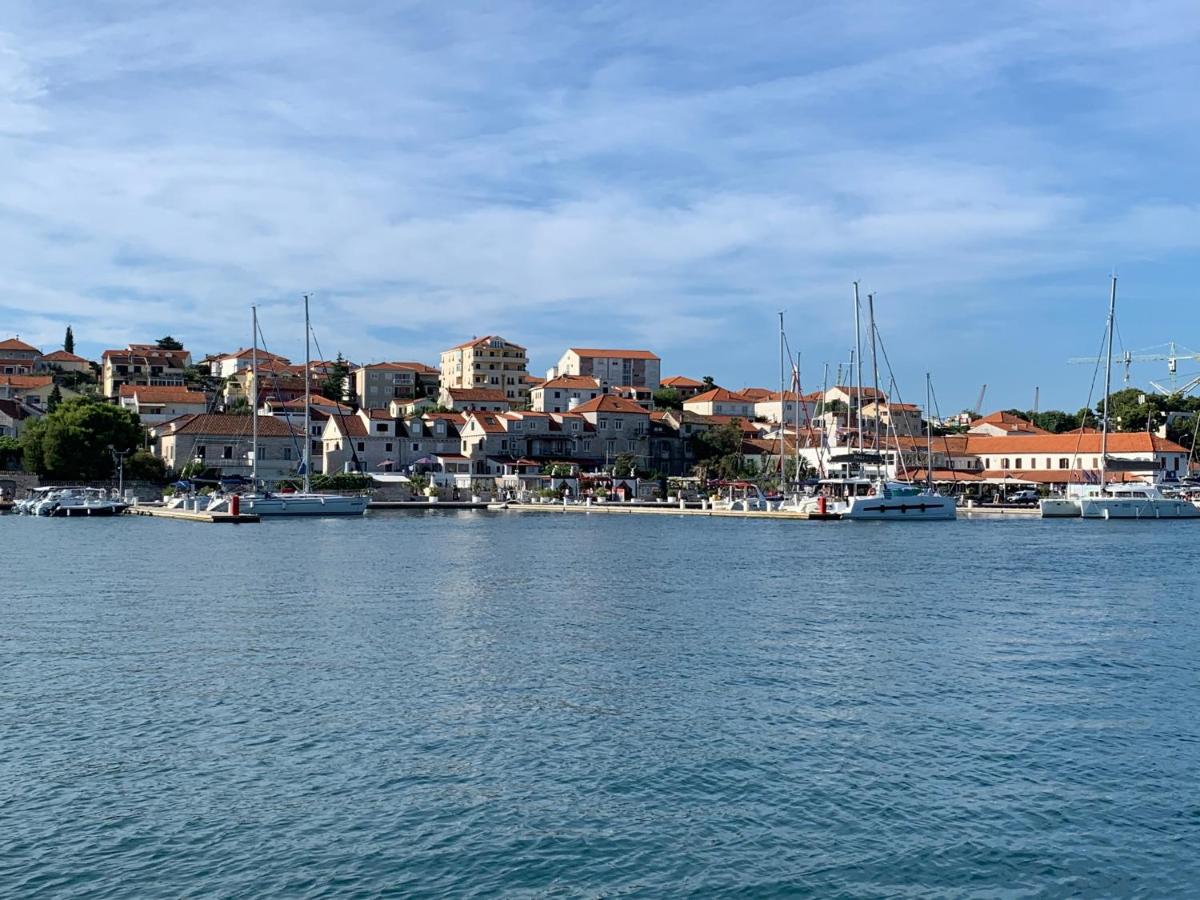 Mentha Apartments Trogir - Chambres d’hôtes