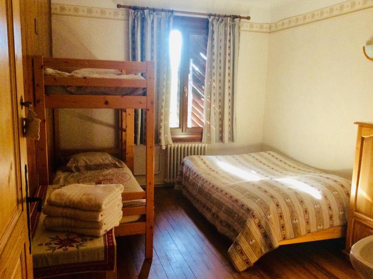 Quadruple Room with Mountain View