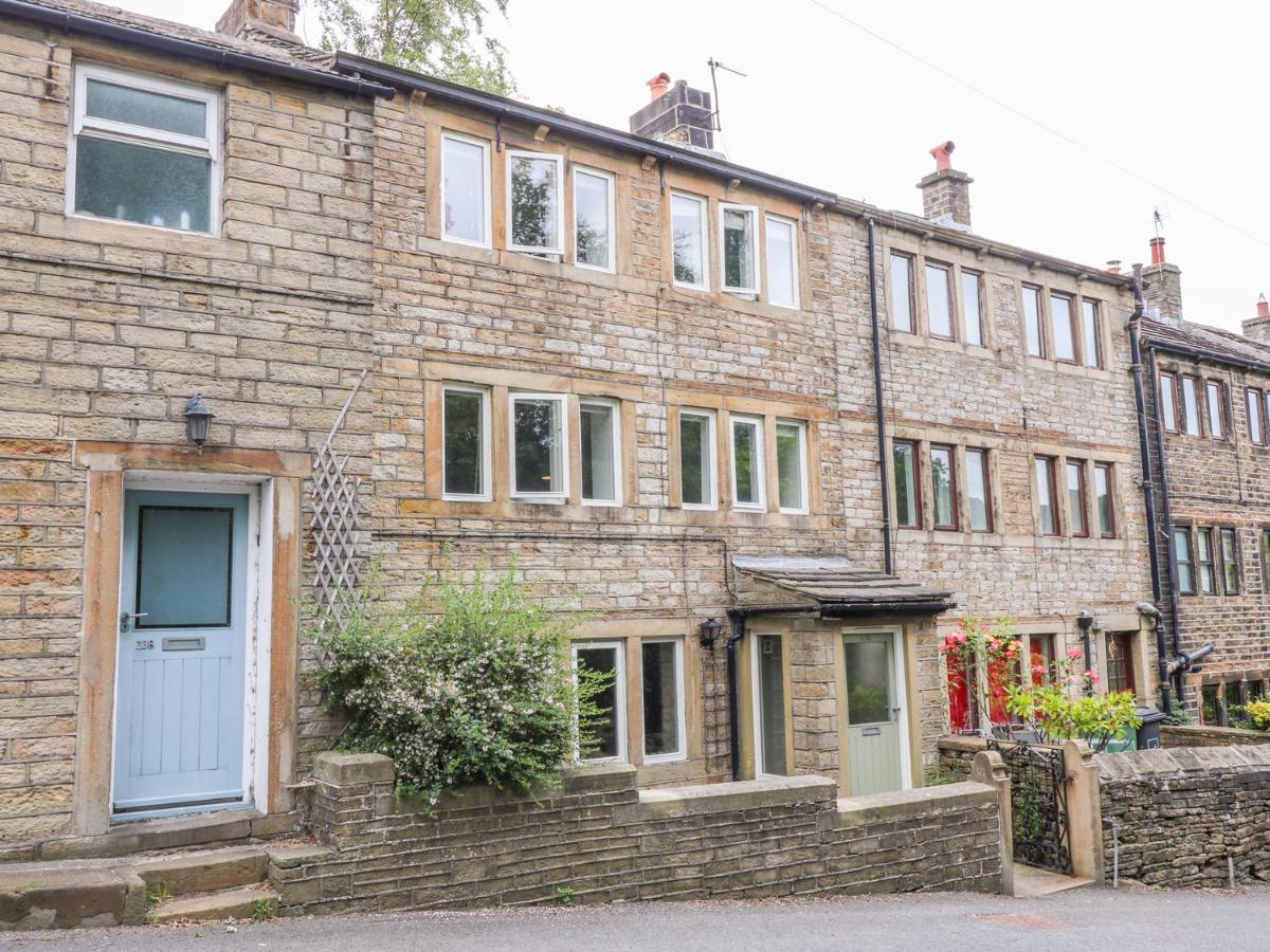 B&B Holmfirth - Bamforth Cottage - Bed and Breakfast Holmfirth