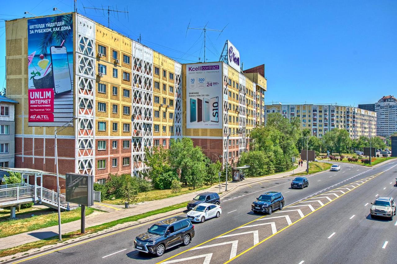 Apartment near the President's Park. Orbita-2 - Ferienwohnung