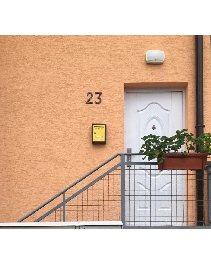 Apartmani 23 - Bed and Breakfast