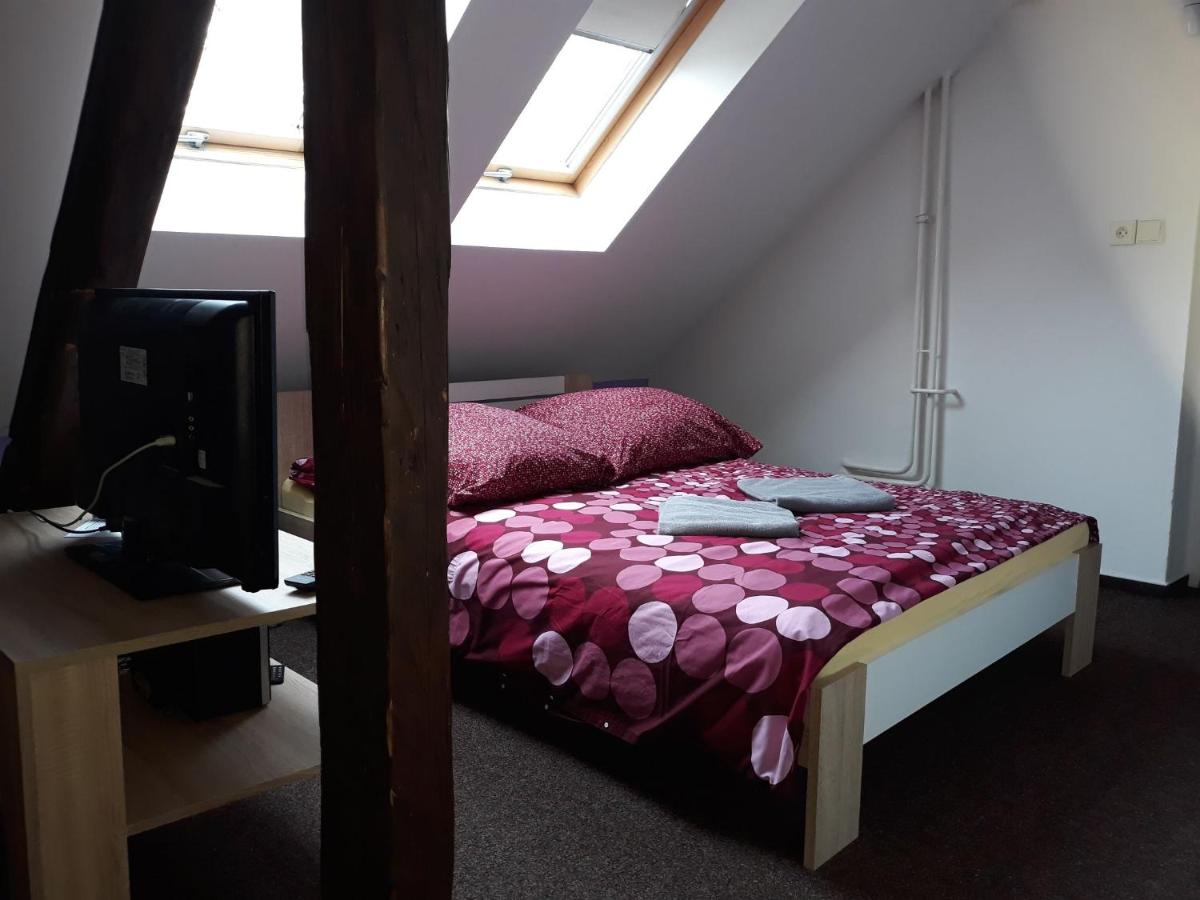Deluxe Double Room with Extra Bed