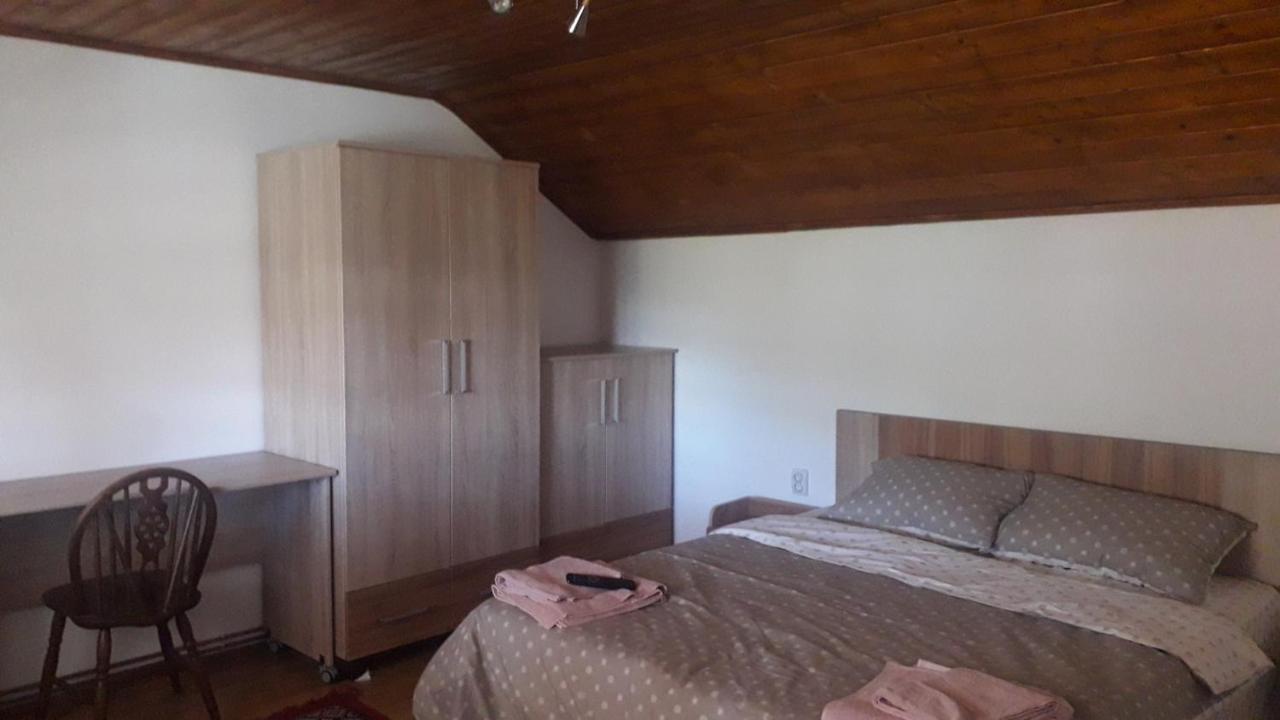 CASA MARIA RETEZAT - B&B