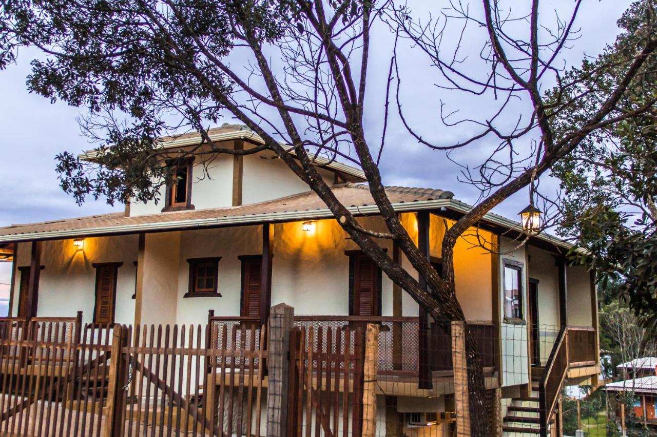 Pé da Serra Suítes - B&B