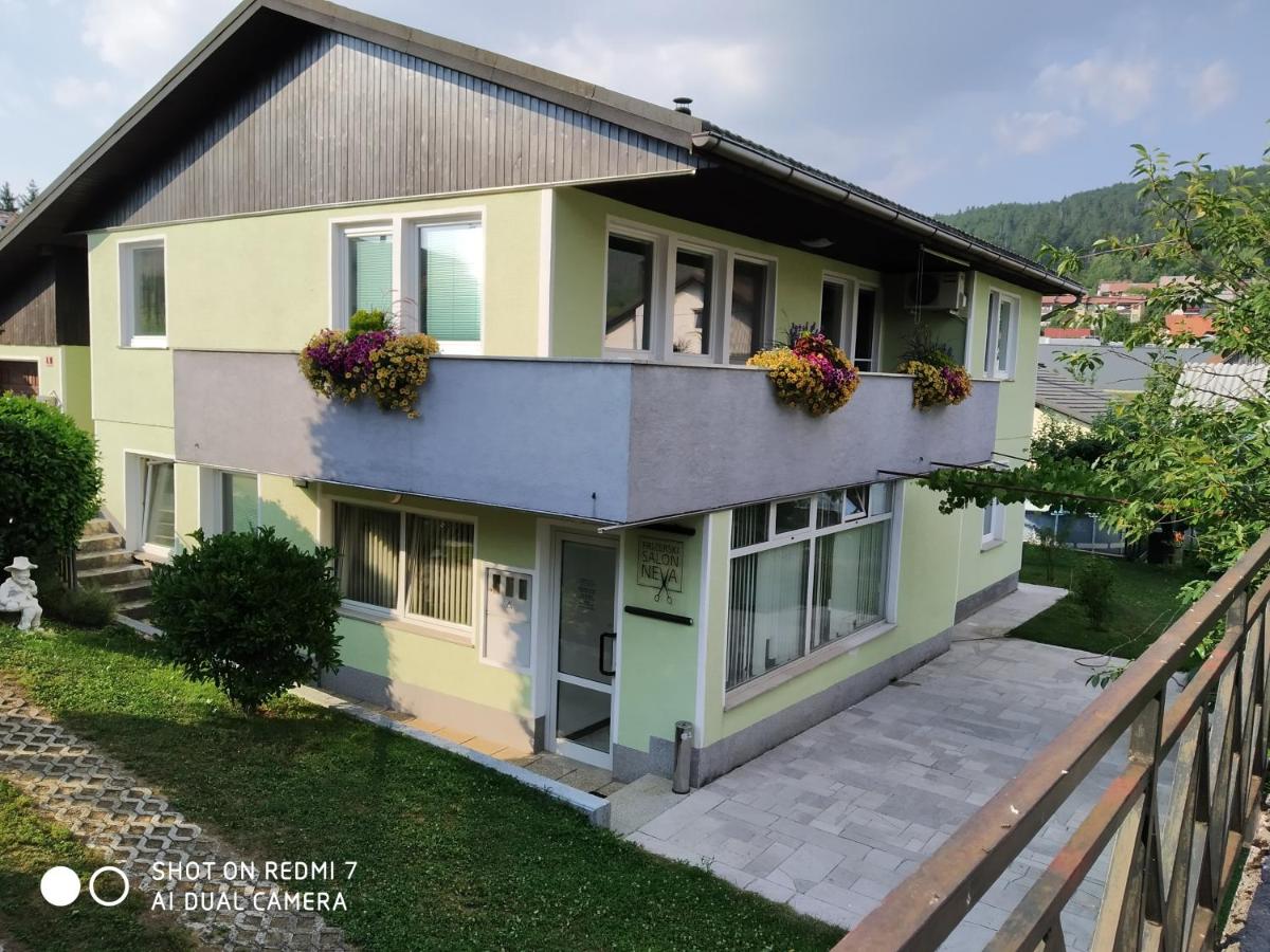 Apartma JERMAN - Cerknica - B&B