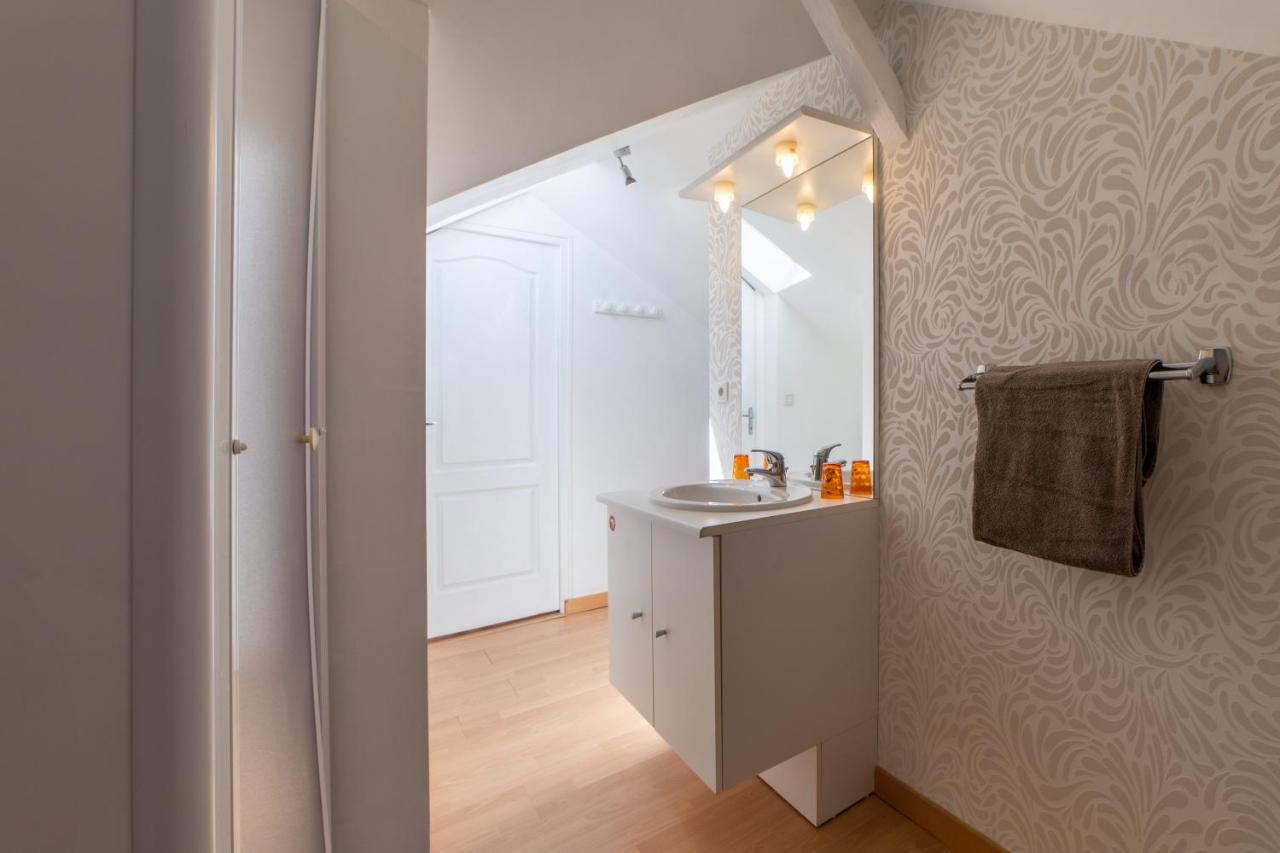 Twin Room with Private External Bathroom