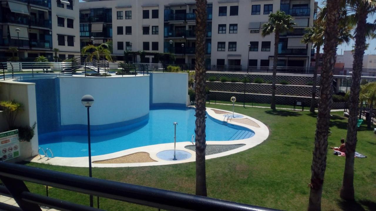 Bajo en Residencial la Bahía - B&B Santa Pola