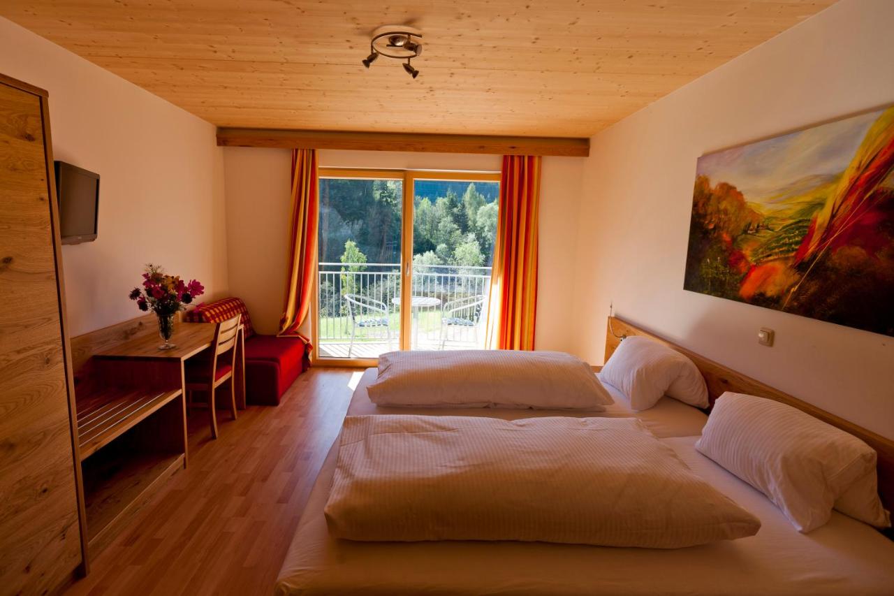 Doppelzimmer mit Balkon