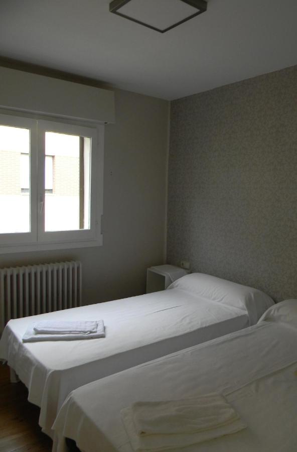 Standaard Tweepersoonskamer met Gedeelde Badkamer