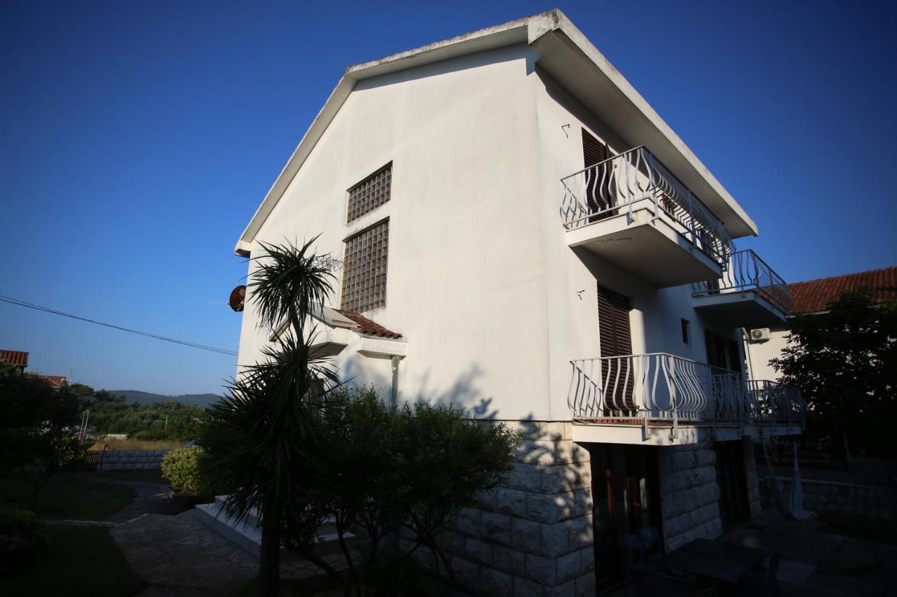 IGOR ROOMS - Bed and Breakfast Tivat