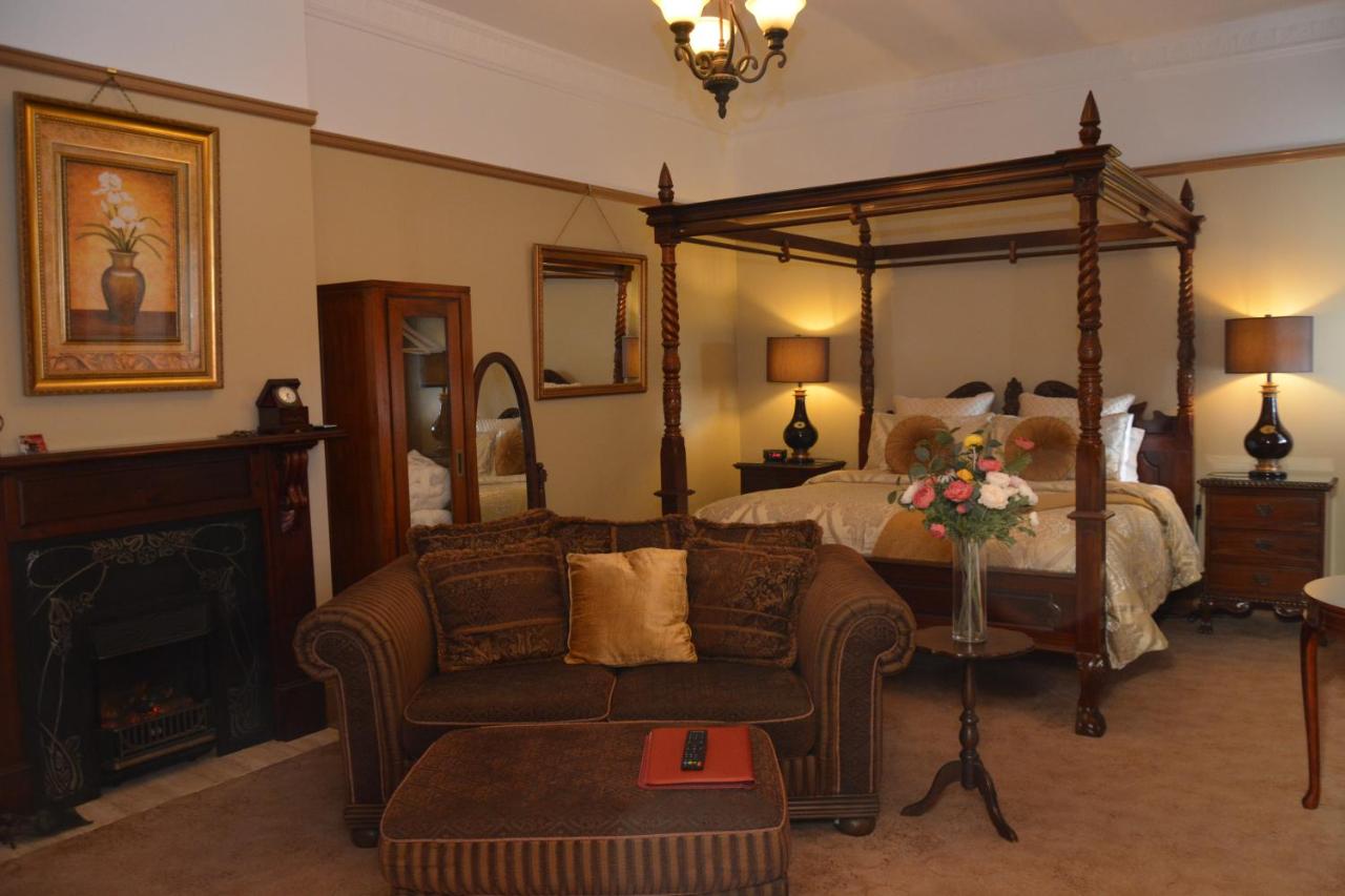 King Suite with Spa Bath
