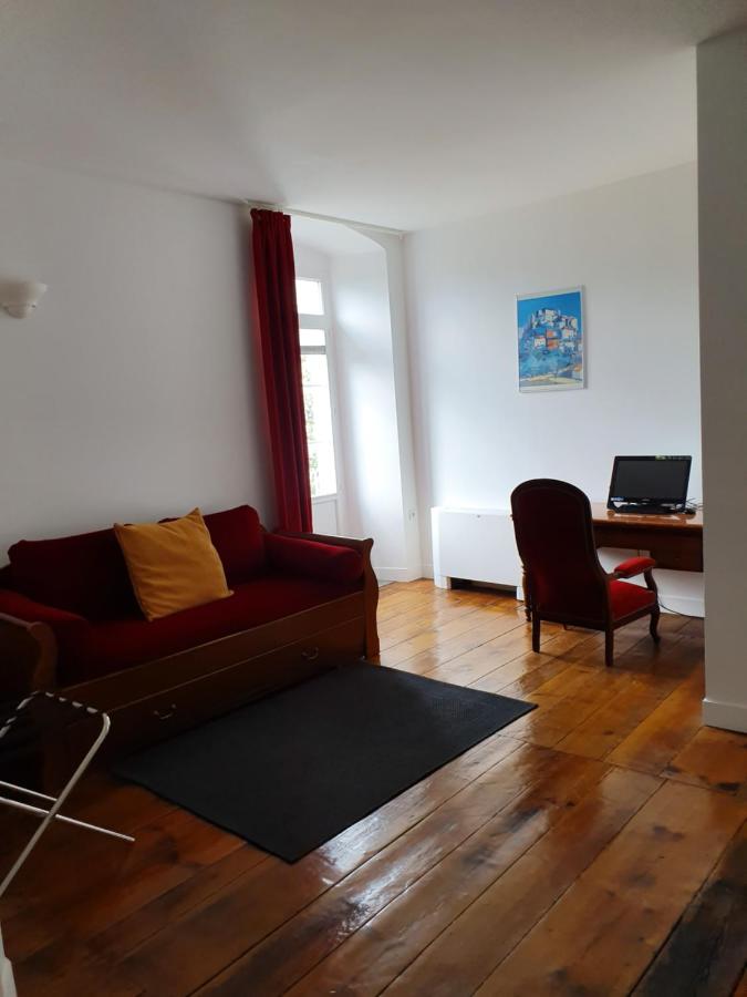 Suite with Mountain View