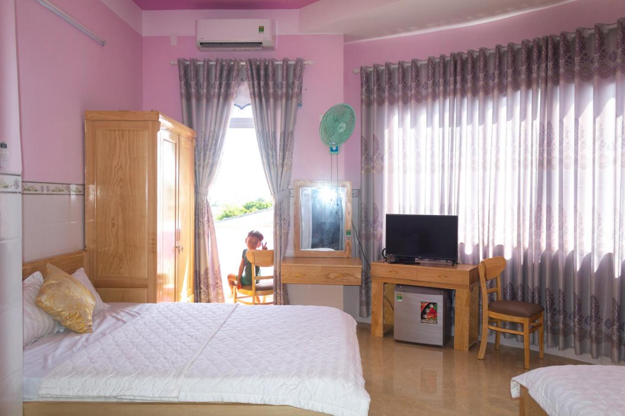 B&B Lý Sơn - Khách Sạn Biển Ngọc Lý Sơn - Bed and Breakfast Lý Sơn