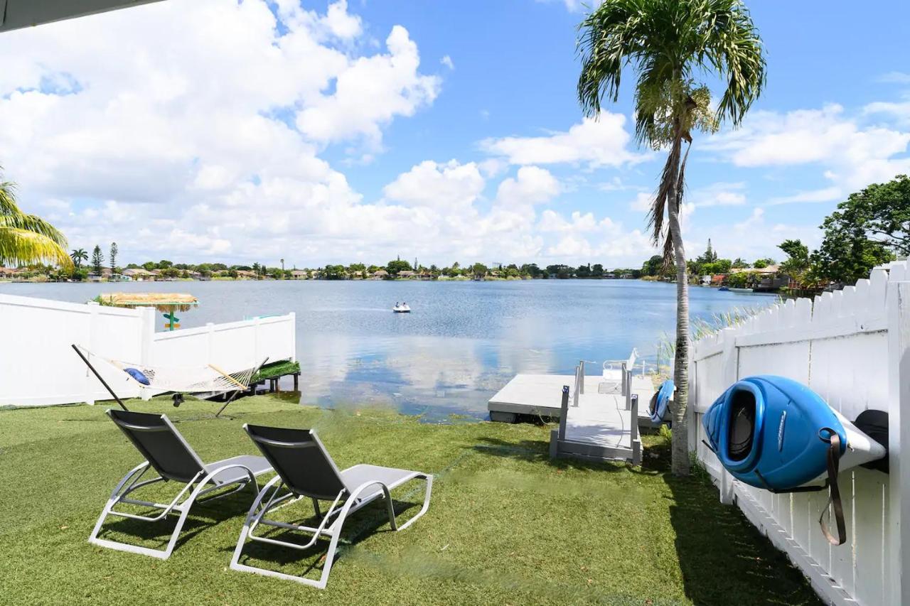 B&B Fort Lauderdale - Docking Area · 3/2 Lake House - Water Activities And Docking Area - Bed and Breakfast Fort Lauderdale