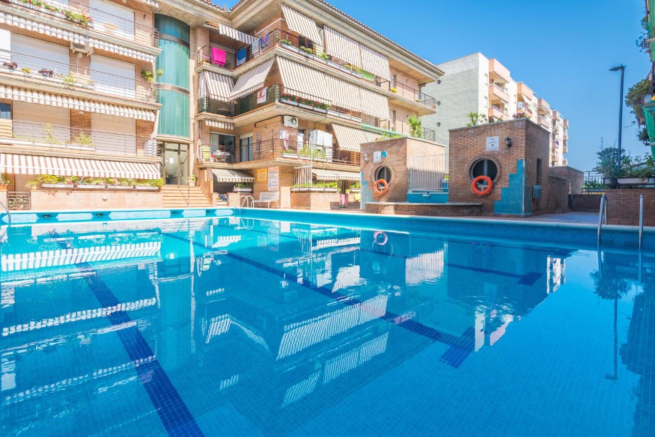 HomeHolidaysRentals Frida - Bed and Breakfast