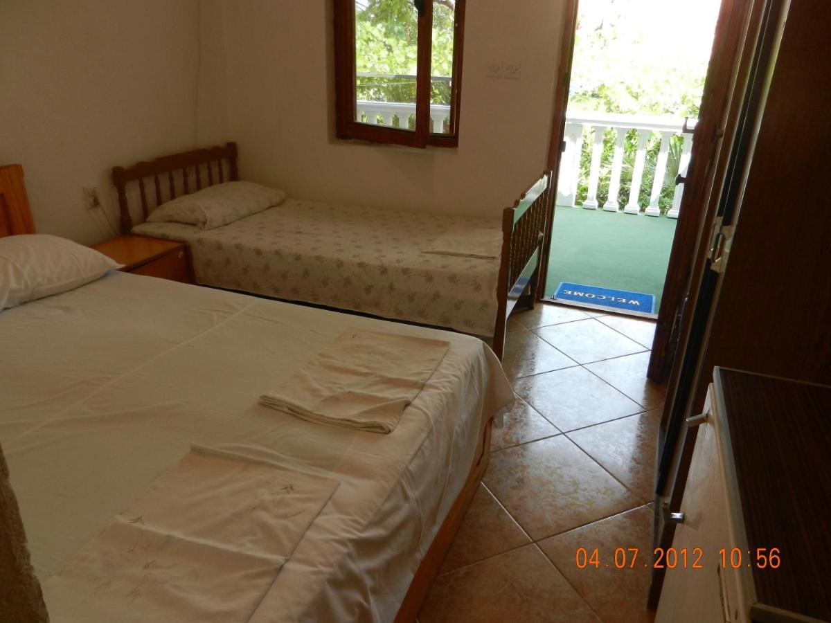 Studio mit einer Terrasse (3 Erwachsene)