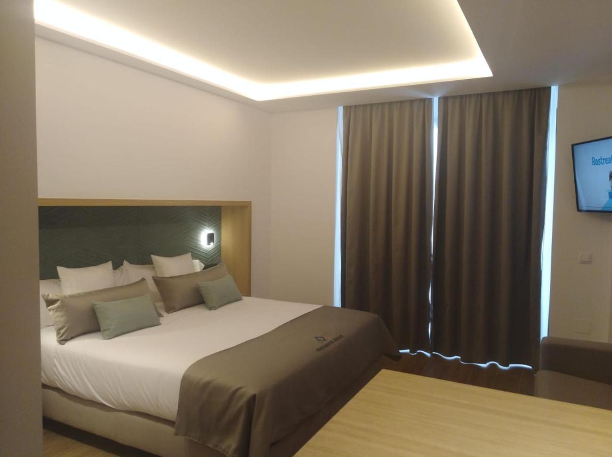 One-Bedroom Apartment with Terrace